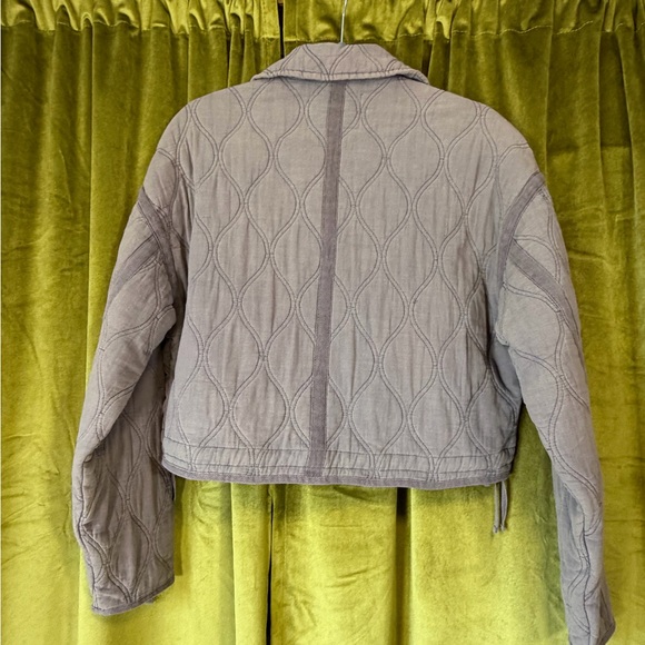 Blank NYC Slate Grey Quilted Collared Cropped Oversized Jacket Small Retail $158 - Picture 5 of 6